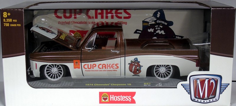 M2 Machines 1:24 Scale Release 97B 1974 Chevrolet Cheyenne 10 CUP